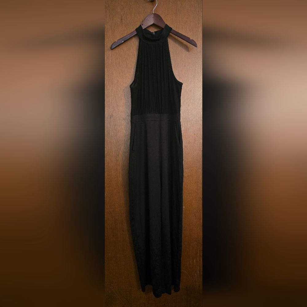 Elegant Black Sleeveless Jumpsuit